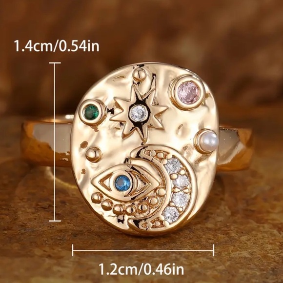 Gold Plated Signet Ring - Right Hand Ring - Bohemian - NEW - Picture 3 of 3